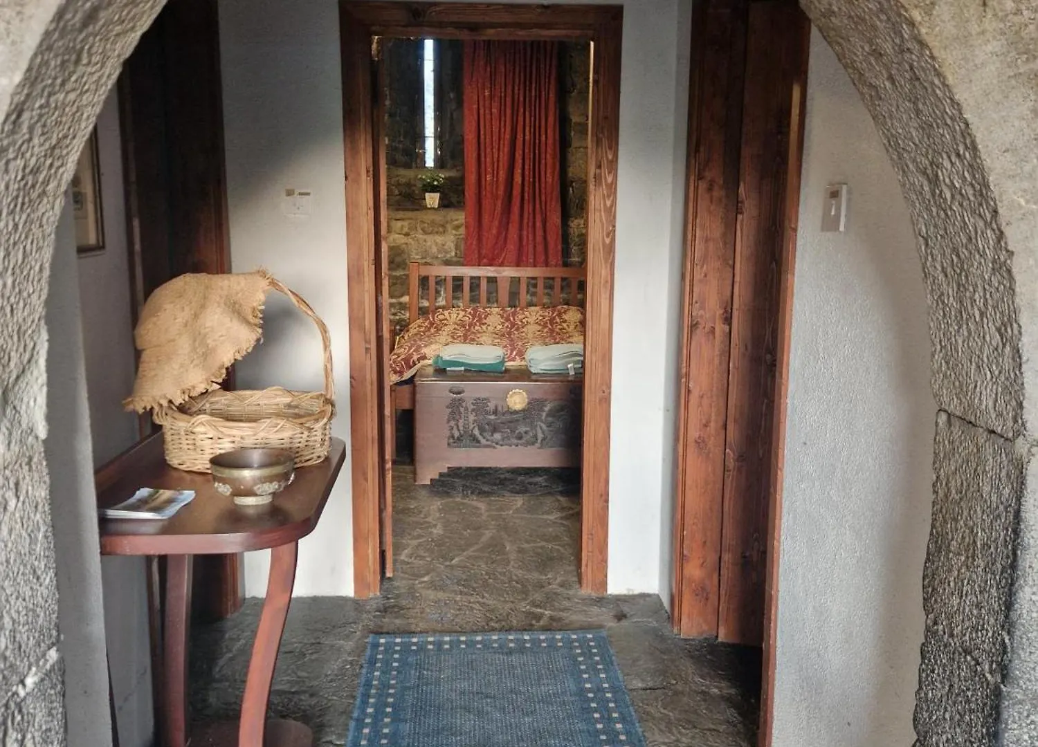 Holiday home Ballindooley Castle Galway Ireland